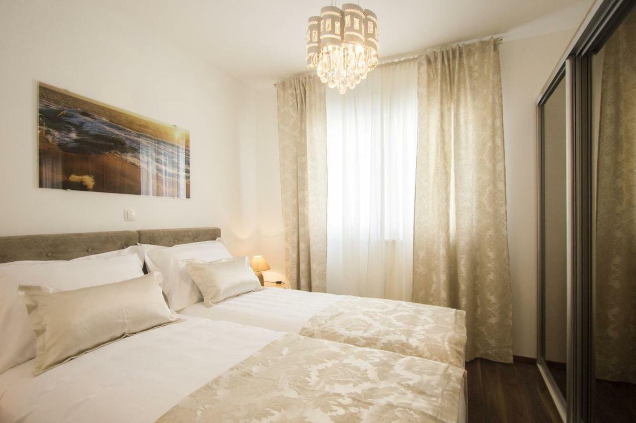 Paradise Lux Apartment Трогир Екстериор снимка