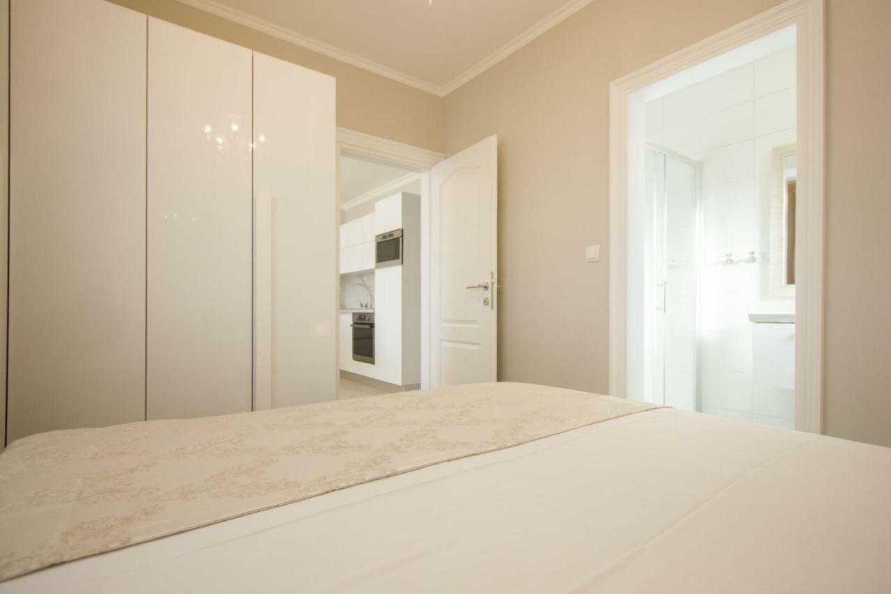Paradise Lux Apartment Трогир Екстериор снимка