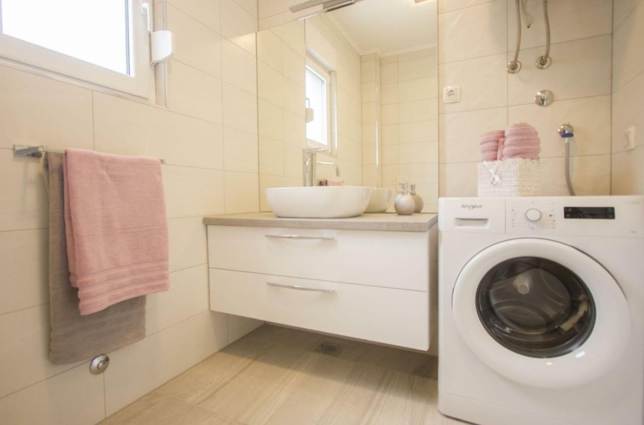 Paradise Lux Apartment Трогир Екстериор снимка
