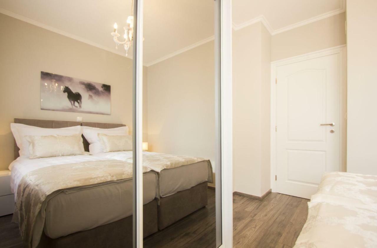 Paradise Lux Apartment Трогир Екстериор снимка